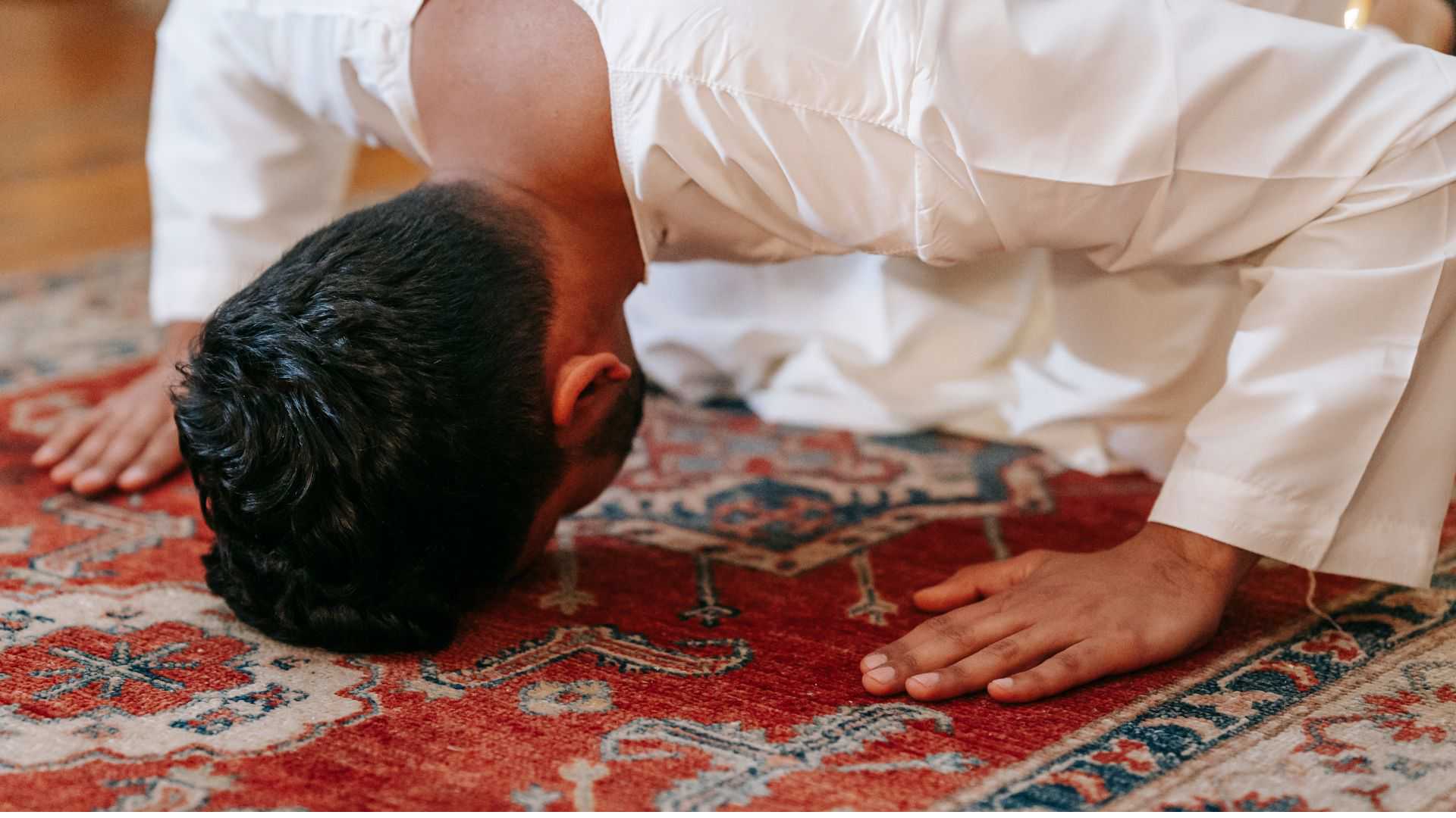 Meaning of Salah movements: Muslim Prayer Body Postures