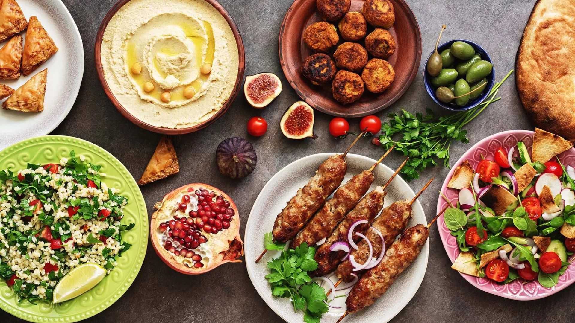 Islamic Dietary Laws Muslim Dietary Restrictions [Halal Haram Guide]